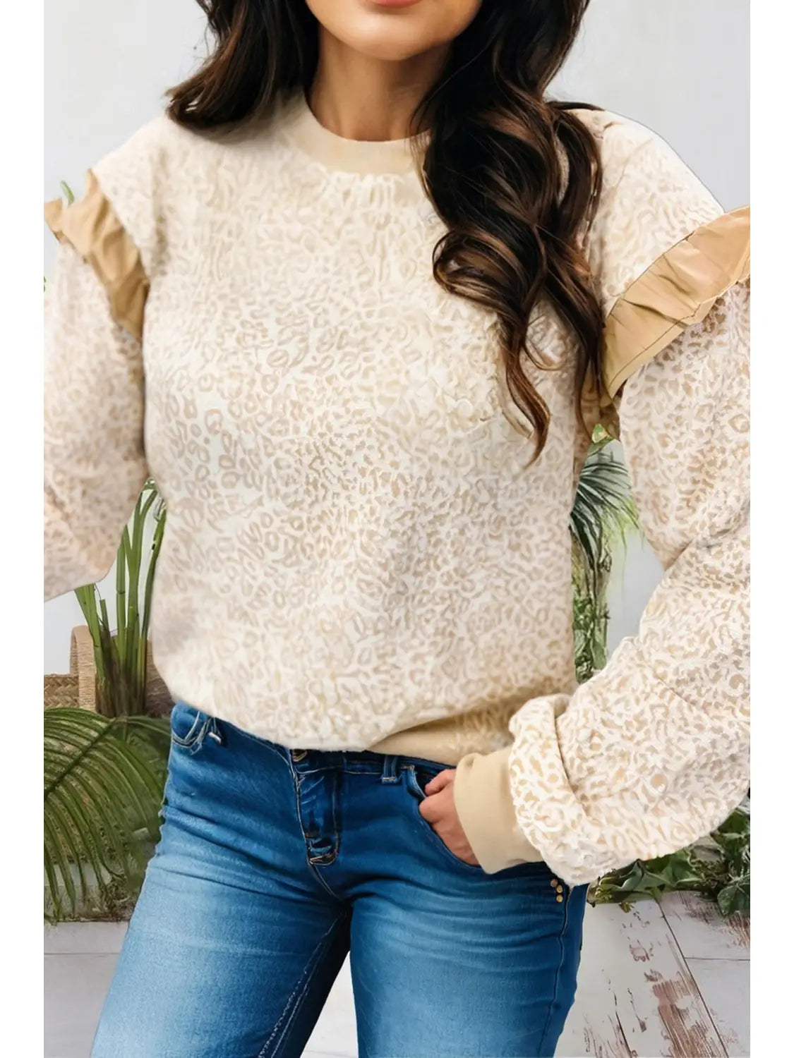 Leopard Ruffle Ribbed Trim Round Neck Sweatshirt (S-4X) ⚡️                PRE ORDER⚡️